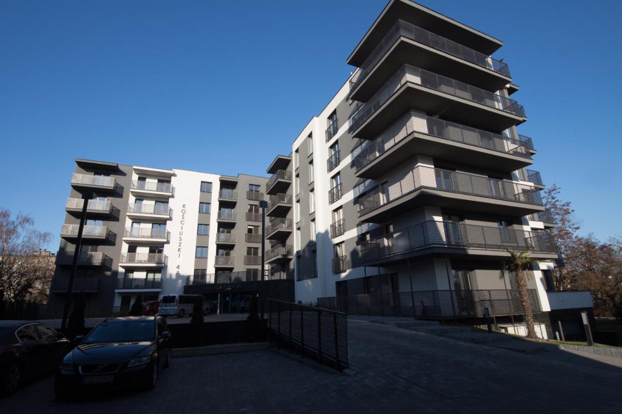 Apartament 23 Park City Ostrow Wielkopolski Exterior photo
